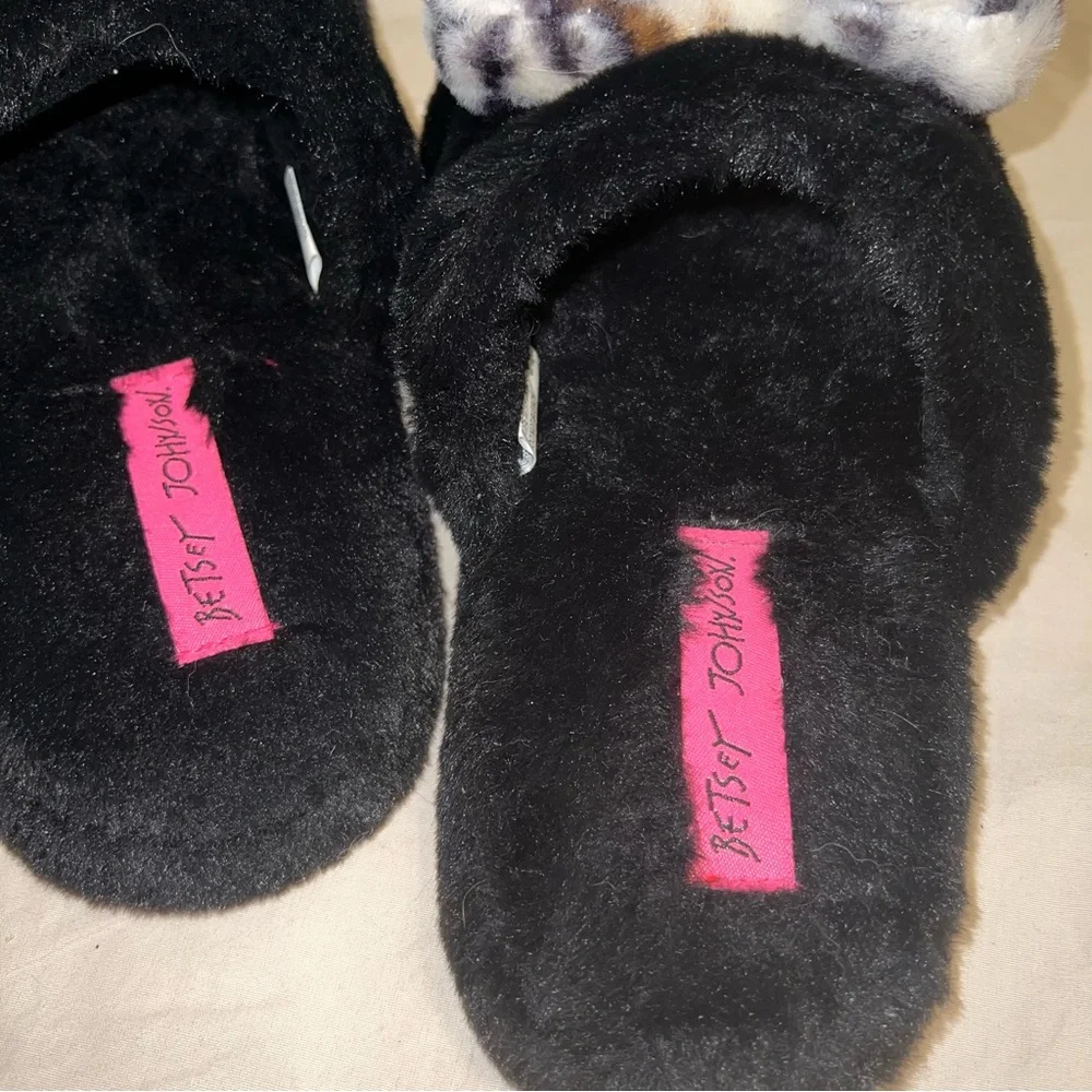 Betsey Johnson Fur Slippers - Picture 4 of 5